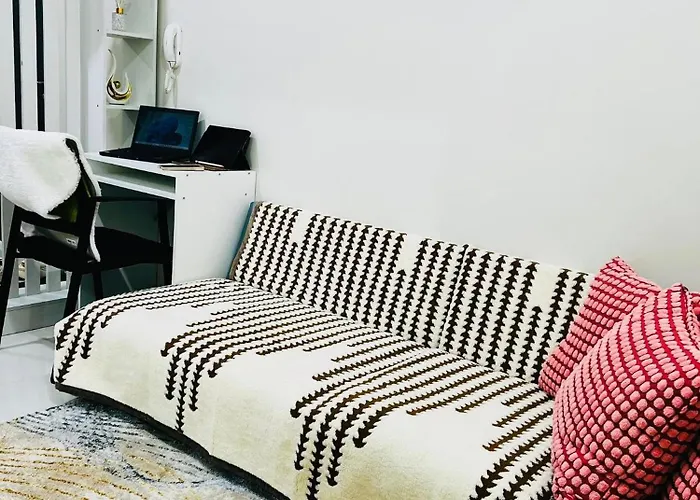 Casa Staycation & Aparthotel