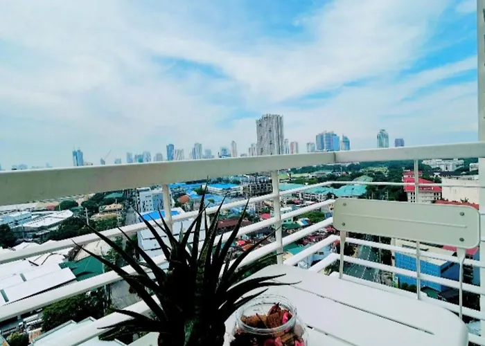 Aparthotel Casa Staycation & 4*