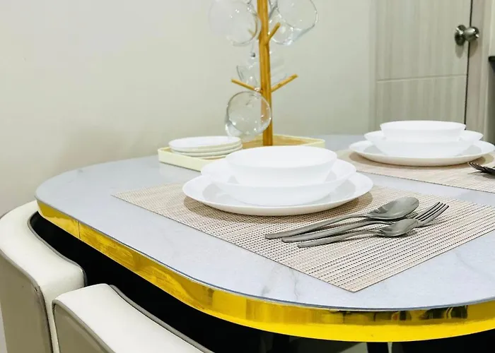 Casa Staycation & 4*